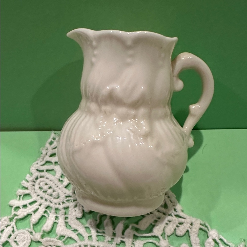 Belleek Creamer & Sugar Bowl Set-3rd Black Mark - Picture 6 of 7